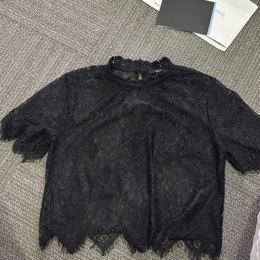 Forever 21 Black Lace Crop Blouse
